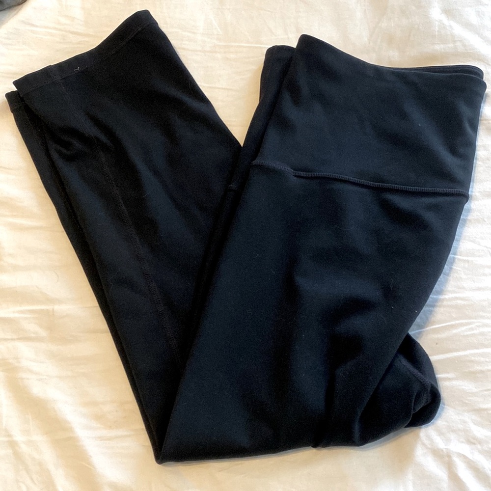 Black maternity leggings - GAP - cropped length